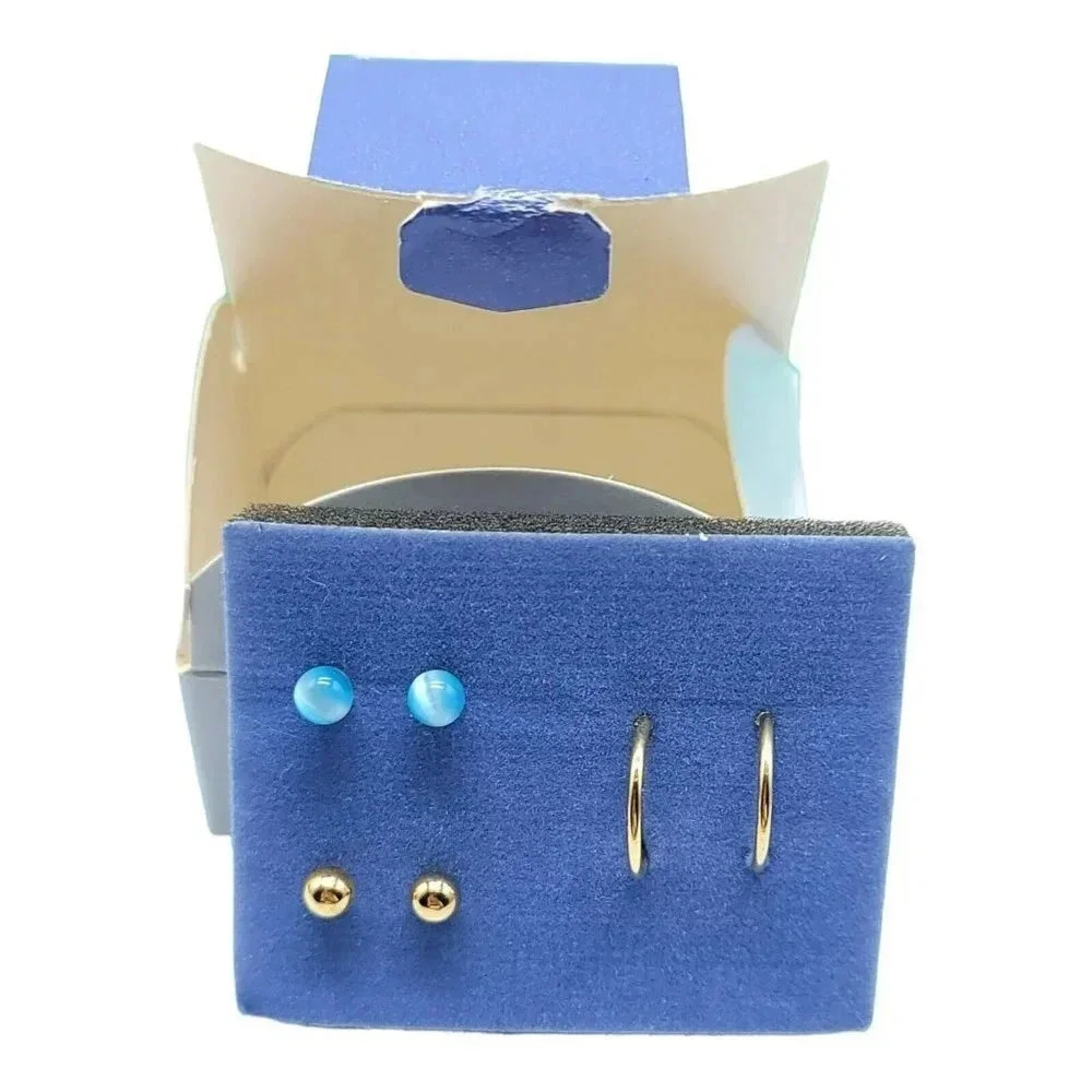 Avon Gold Tone Blue Glass Cat's Eye Earring Set New Old Stock